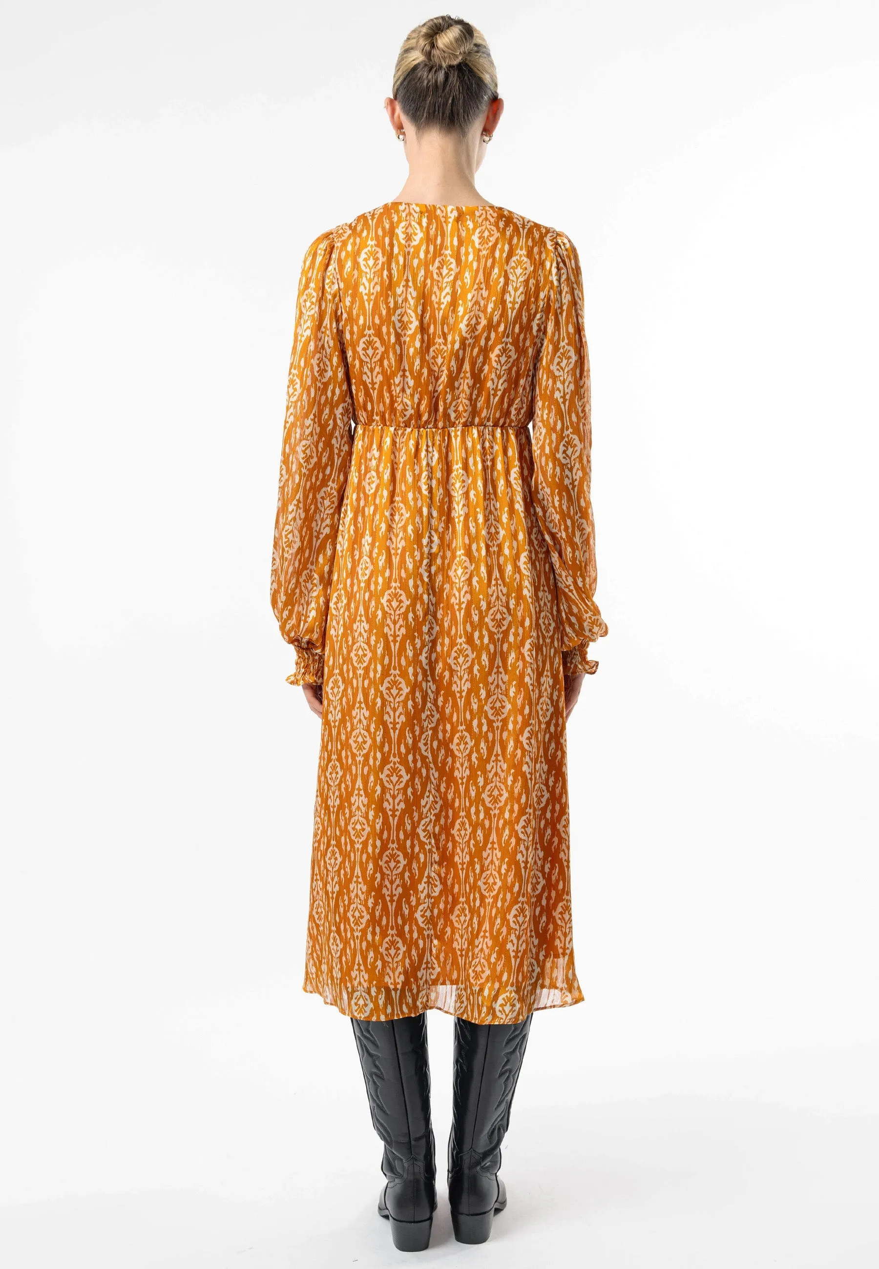 Angeleye V-neck Long Sleeve Midi Dress In Orange Print