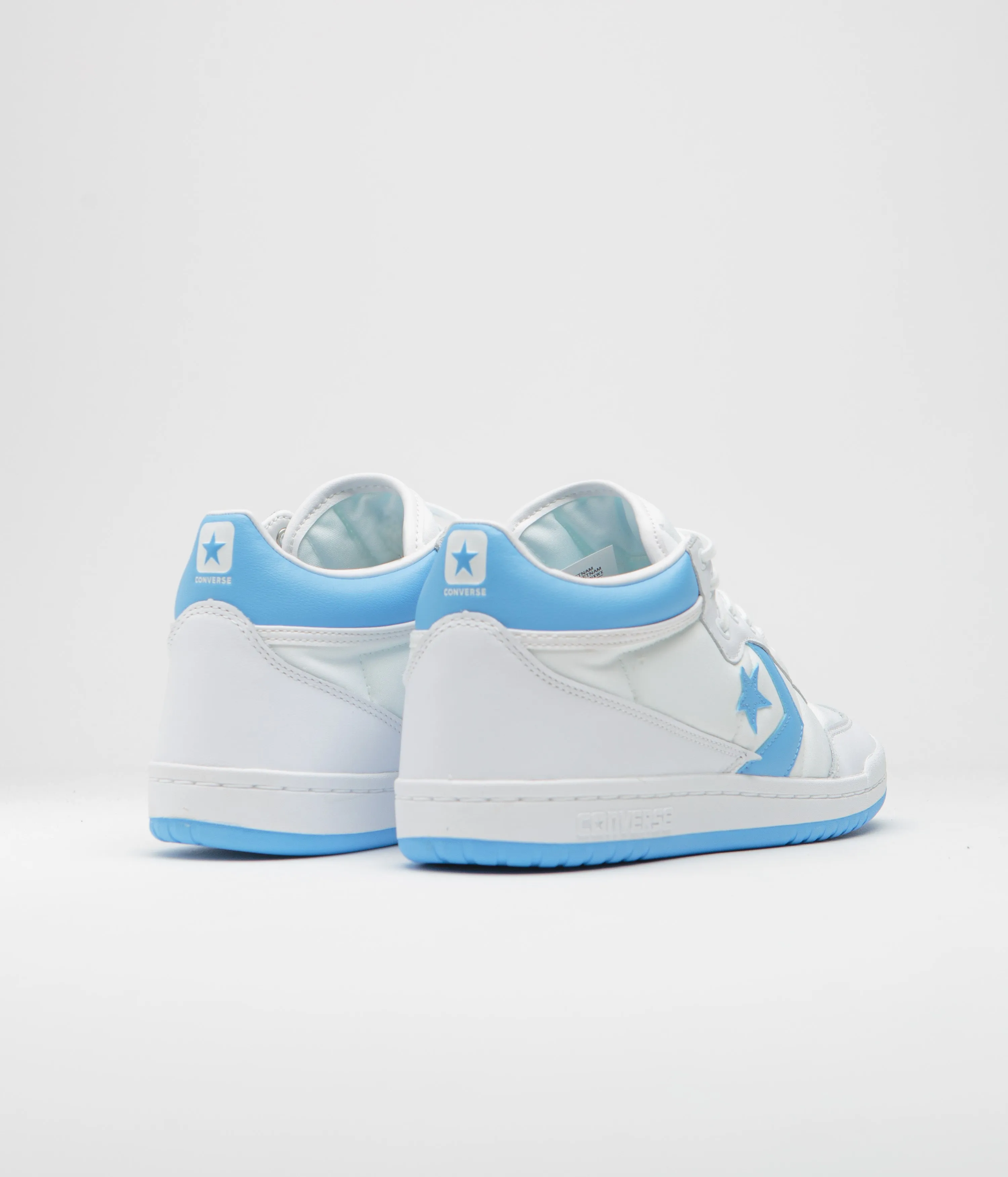 Converse Fastbreak Pro Mid Shoes - White / Light Blue / White