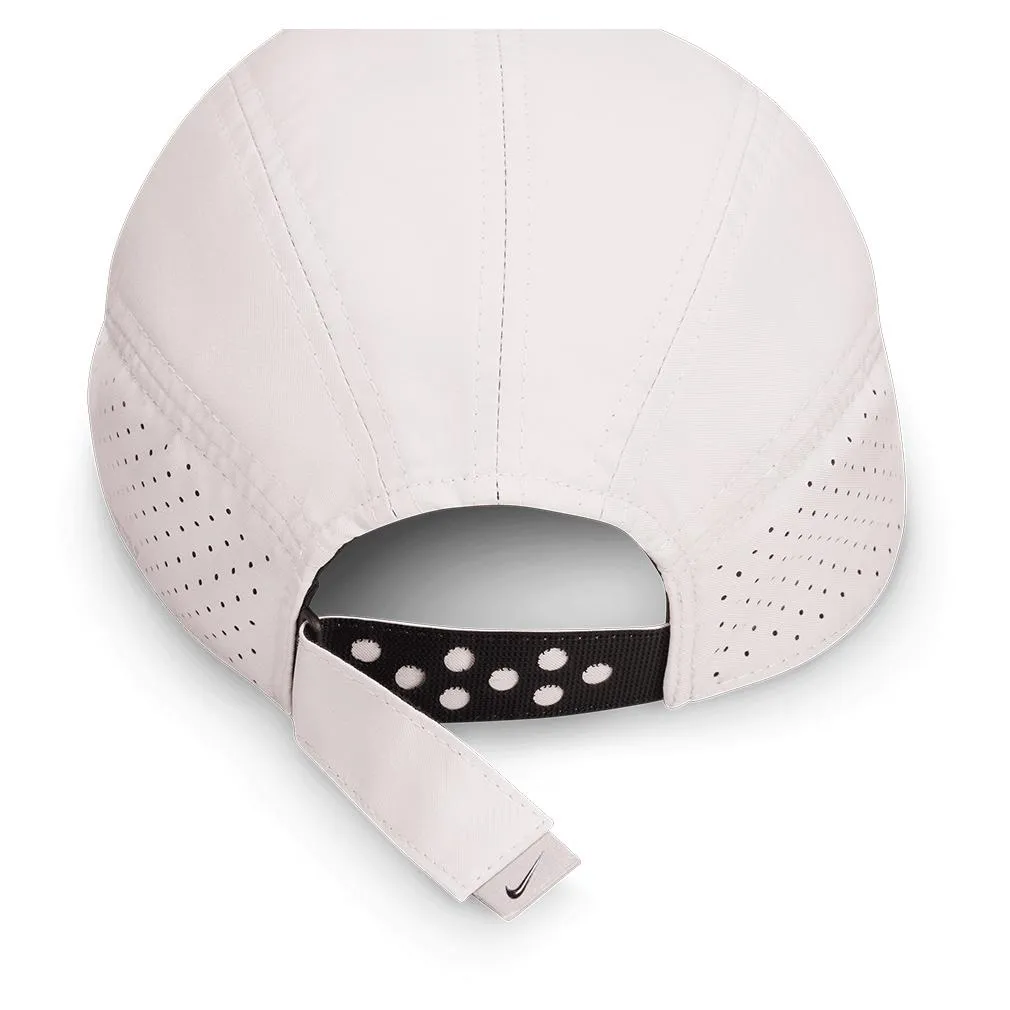 Dri-FIT Advantage Fly Reflective Tennis Cap