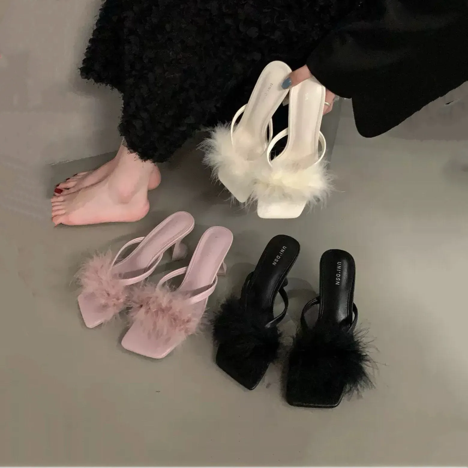 Fluffy Feather Kitten Heel, Split Toe Low Slipper Heel, Cute Open Toe Sandals, Square Toe Heels, Fuzzy Pink Black White Curved Heel