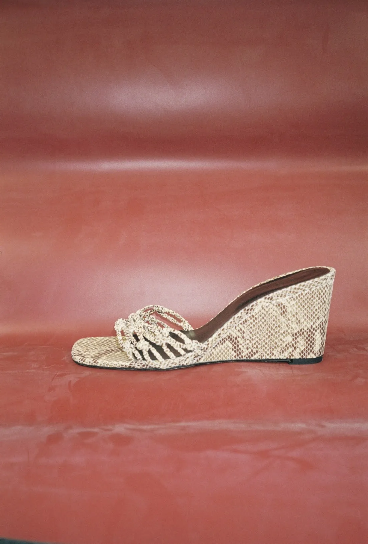 Kyle Wedges Leather Print Snake Butter