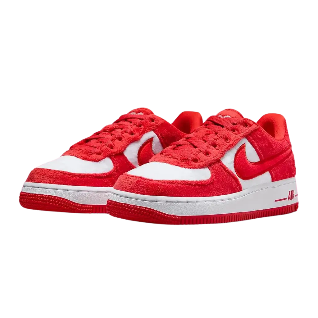 NIKE AIR FORCE 1 LOW VALENTINE'S DAY FLEECE (2024) (GS)