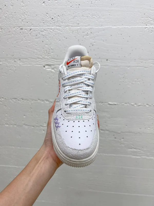 Nike Women's Air Force 1 '07 SE Shoes White/Sail/Green Glow/Safety Orange Sail DX2348 100