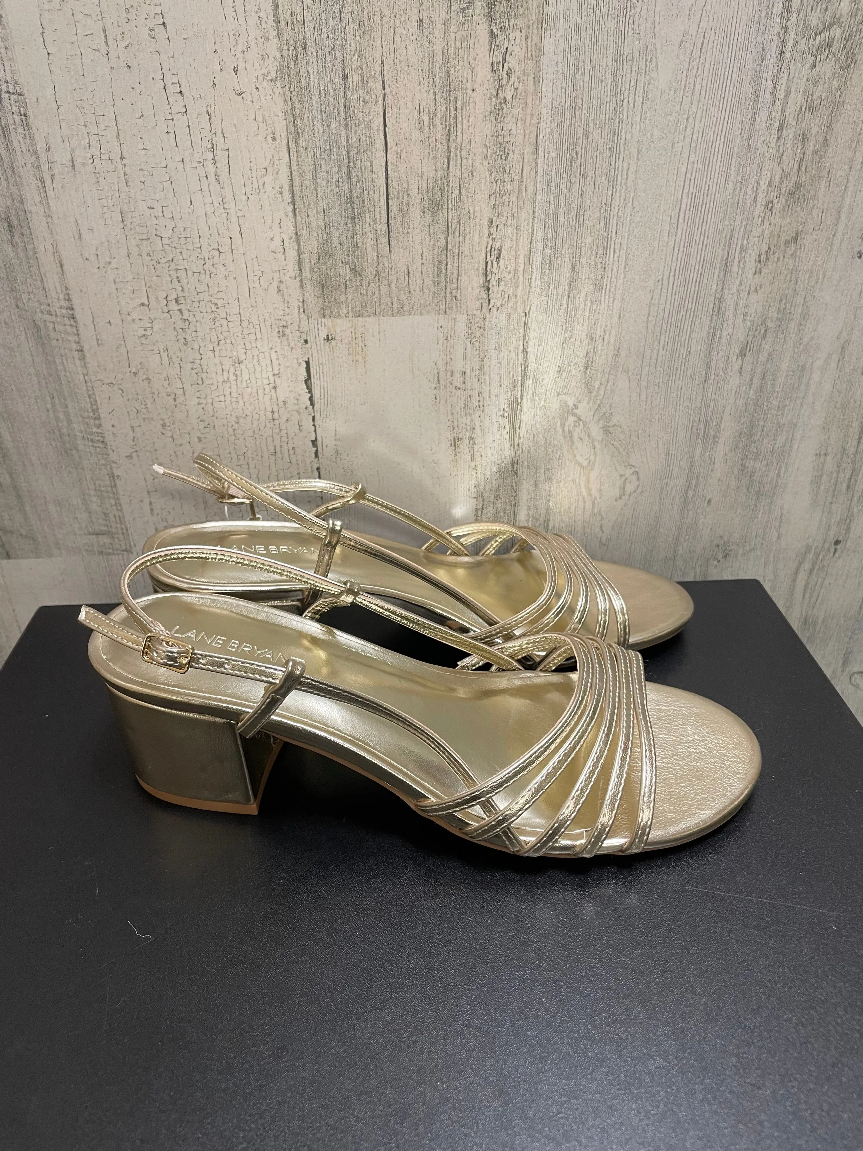 Shoes Heels Kitten By Lane Bryant In Gold, Size: 9