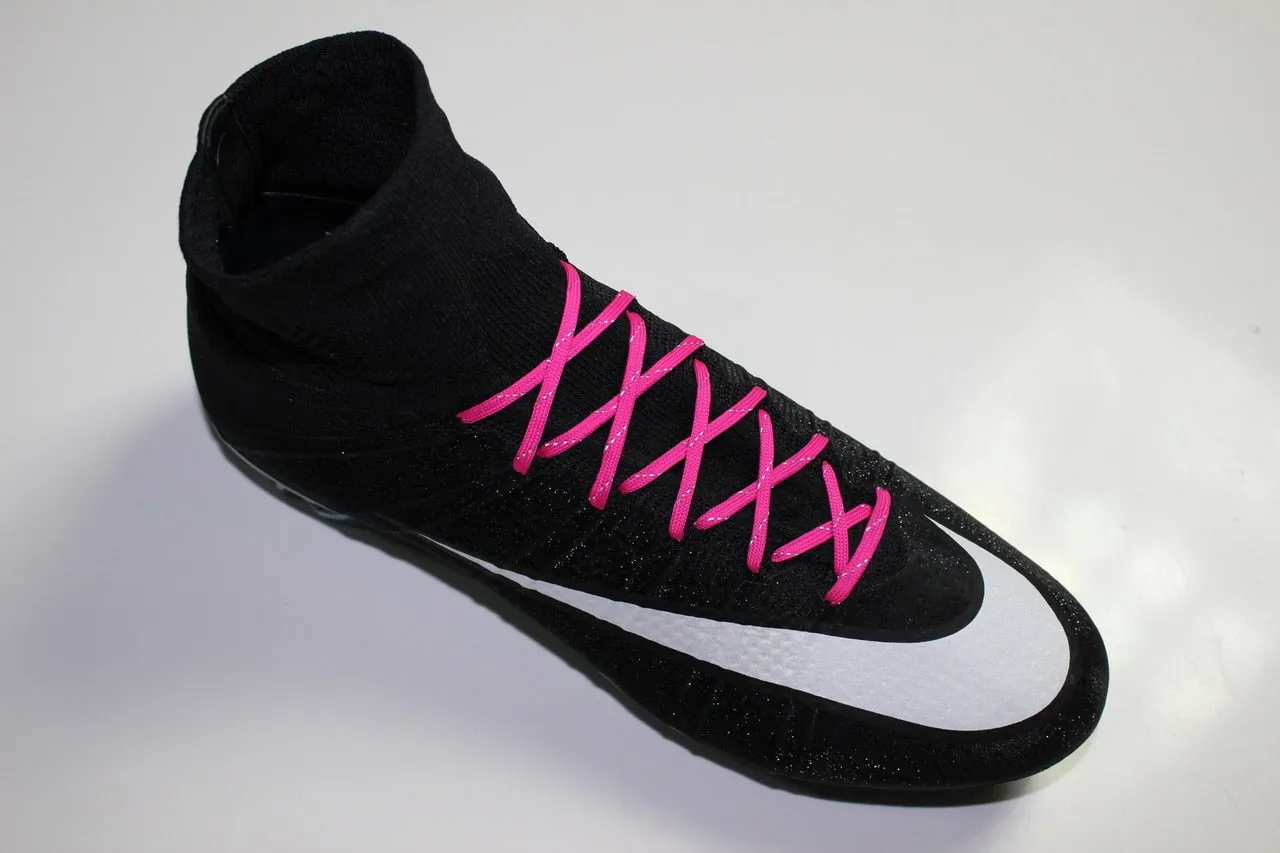 SR4U Reflective Laces Neon Pink